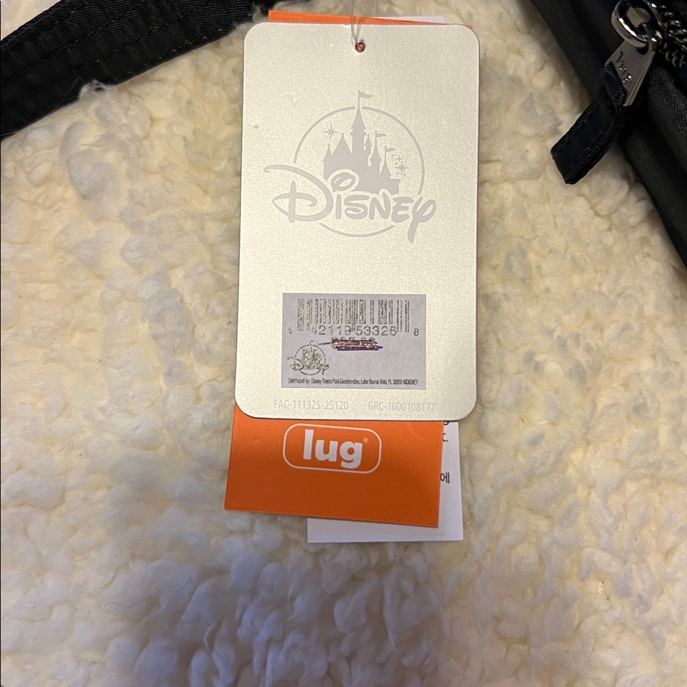 Disney Parks Minnie Mouse Lug Crossbody Bag, NWT, non smoking, pet free home. - Picture 9 of 9